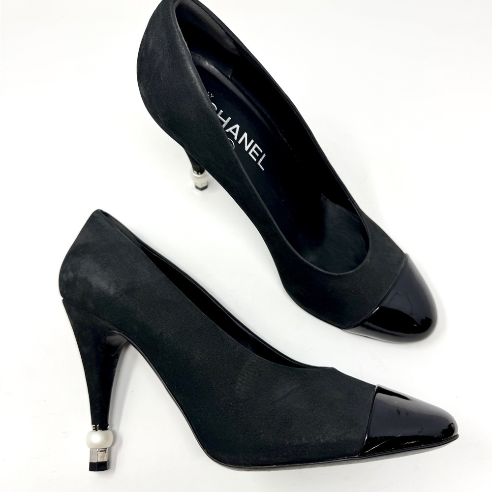 CHANEL Black Suede Pearl Accent Patent Leather Cap Toe Pumps